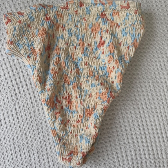 L*Space Barlette Bitsy bikini bottoms in wild oleander NWT - Picture 2 of 4